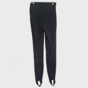 Lululemon 8 Stirrup Navy Blue Leggings